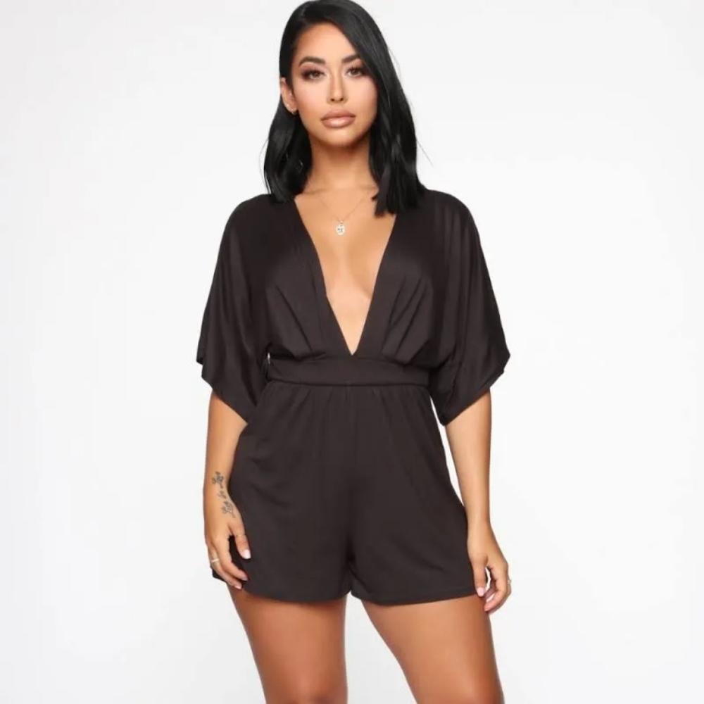 Fashion Nova Brunch Please Romper Size Medium NWT